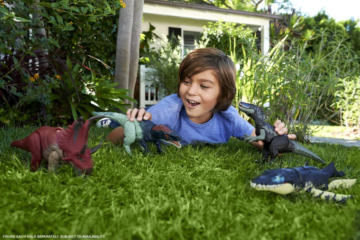 Jurassic World Dominion Wild Roar Diabloceratops Dinosaur Action Figure Toy, Sizeound & Motion